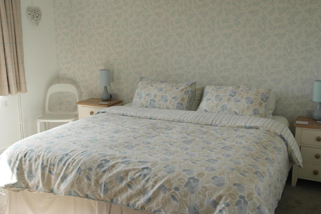 Nettle Bank Bed & Breakfast Lyme Regis Exterior photo